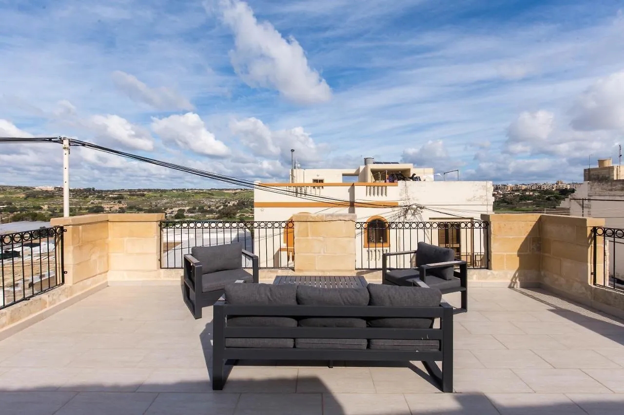 Rabat Farmhouse With Pool And Cave Villa