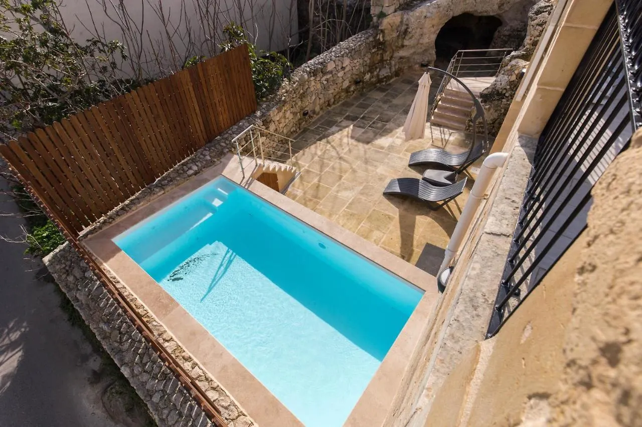 Rabat Farmhouse With Pool And Cave Villa Malta