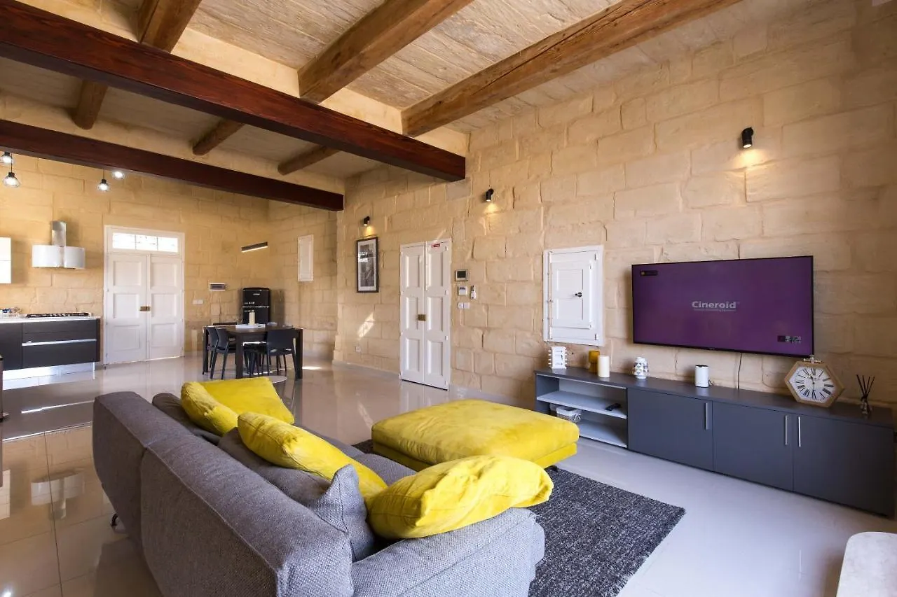 Rabat Farmhouse With Pool And Cave Villa