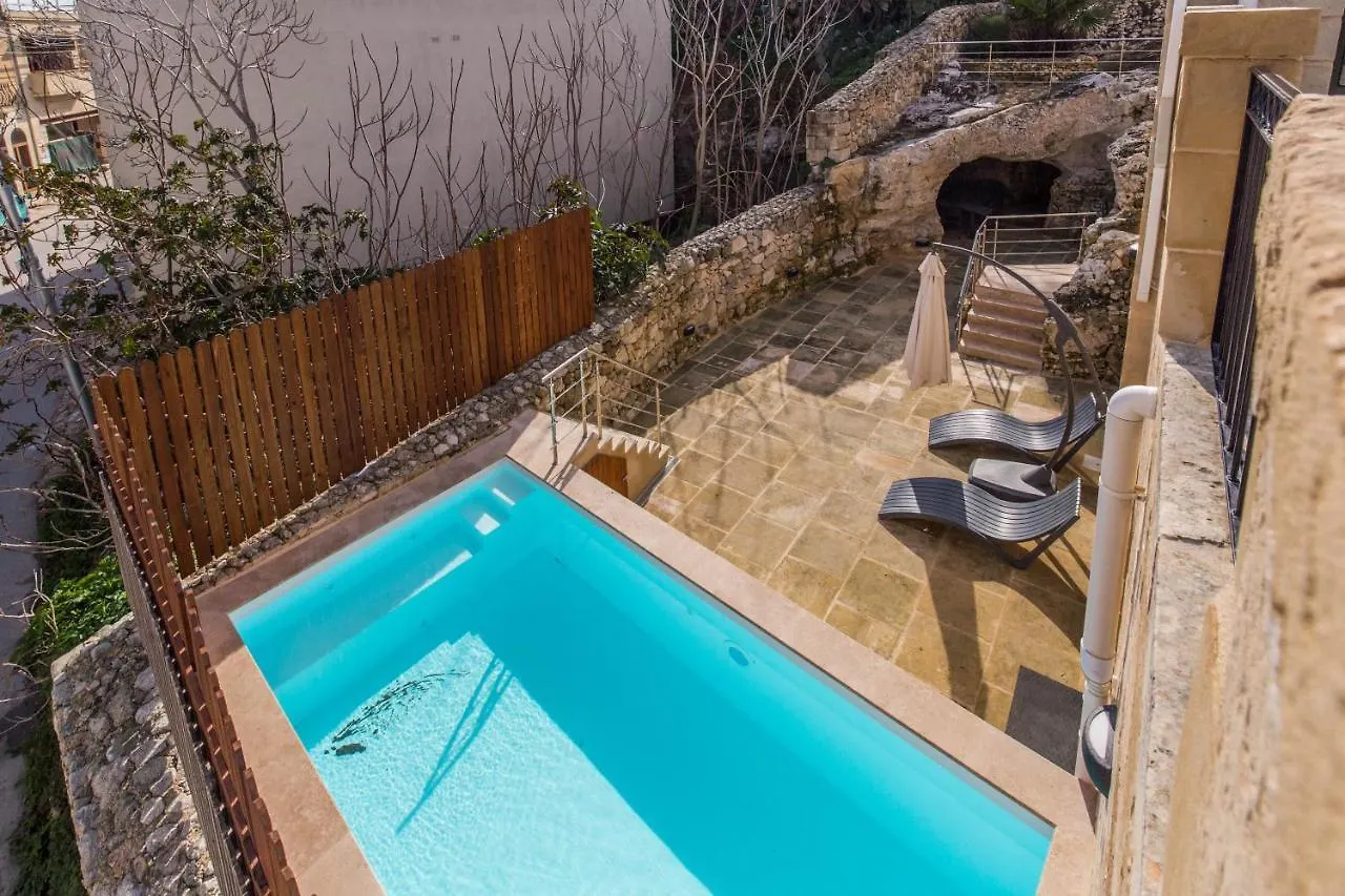 Rabat Farmhouse With Pool And Cave Villa